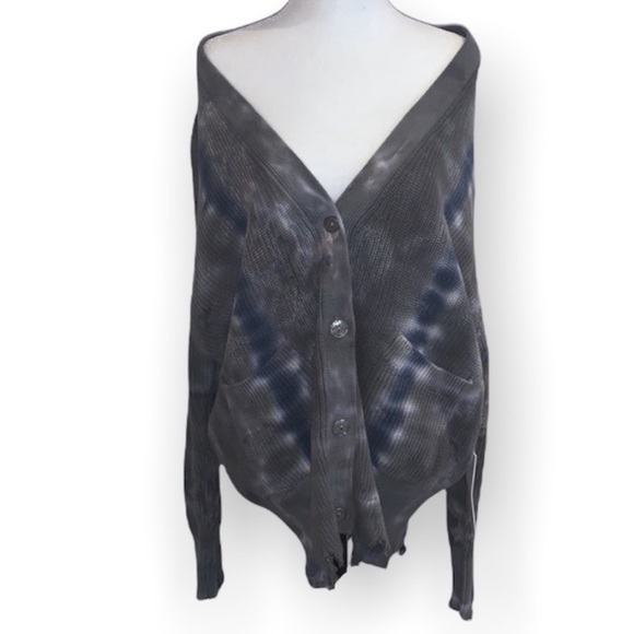Young, Fabulous & Broke tie dye ripped V-neck Indie Cardigan in Grey. - size M/L - Picture 1 of 14